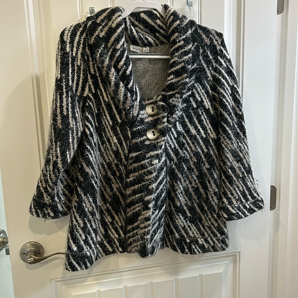 Women’s Sweater